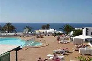Apartamentos Los Pueblos Puerto del Carmen  Lägenhetshotell