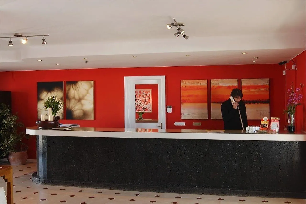 Apartamentos Los Pueblos Puerto del Carmen  2*, Puerto del Carmen (Lanzarote)