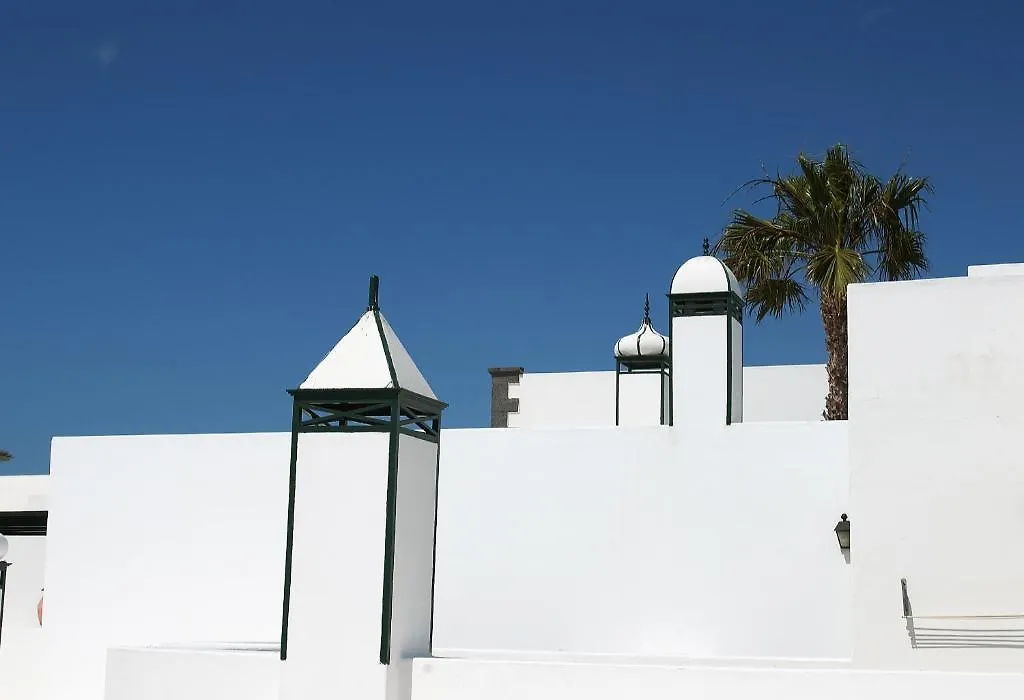 Apartamentos Los Pueblos Puerto del Carmen  2*, Puerto del Carmen (Lanzarote)